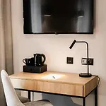 Vesper House Otel