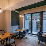 Vesper House 2*