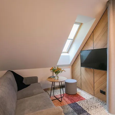 Vesper House 2* غدانسك