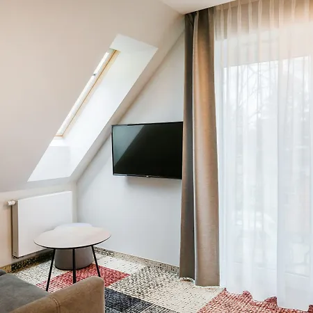 Hotel Vesper House 2*