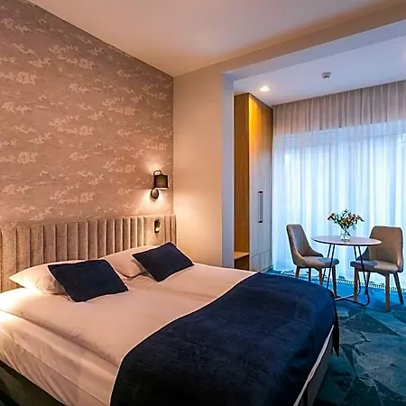 Vesper House Hotel