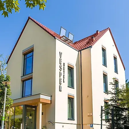 Vesper House מלון