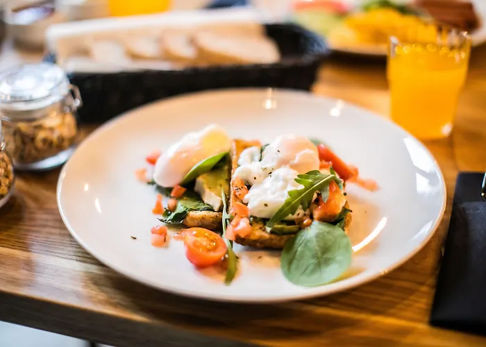 Vesper House Hotell 2*