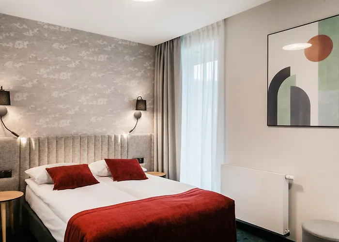 Vesper House Hotel 2*